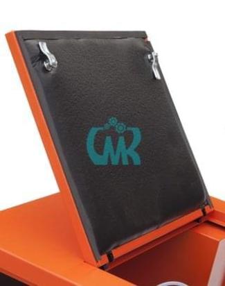 Винтовой электрический компрессор с ременным приводом ЗИФ-СВЭ-1,3/0,7 ШМ