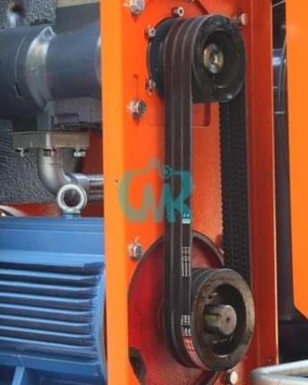 Винтовой электрический компрессор с ременным приводом ЗИФ-СВЭ-2,6/0,7 ШМ